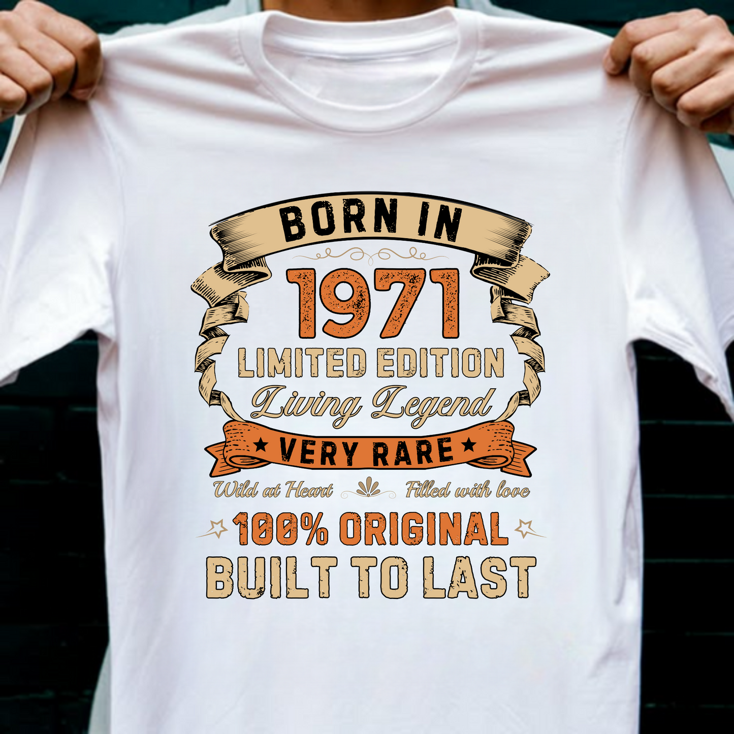 BORN IN 1971 LIMITED EDT PREMIUM QUALITY T-SHIRT