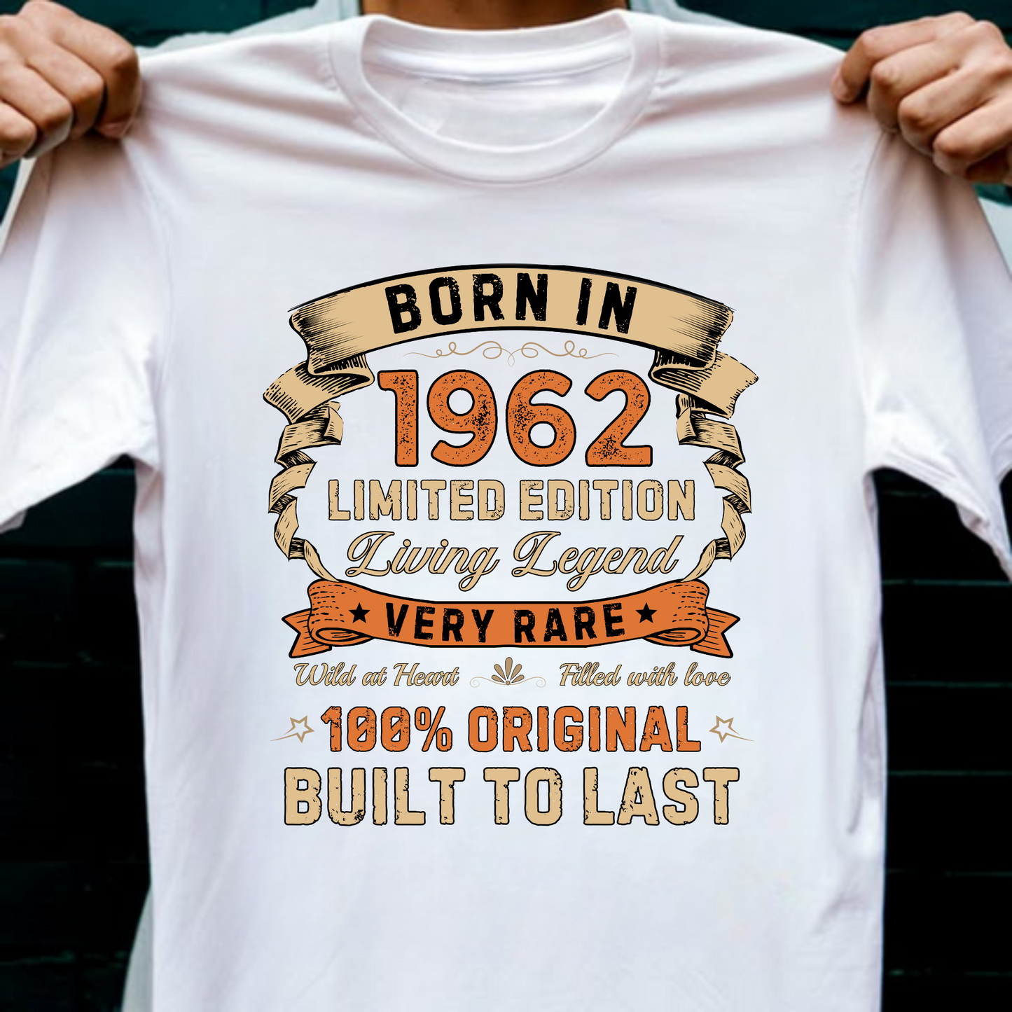 BORN IN 1962 LIMITED EDT PREMIUM QUALITY T-SHIRT