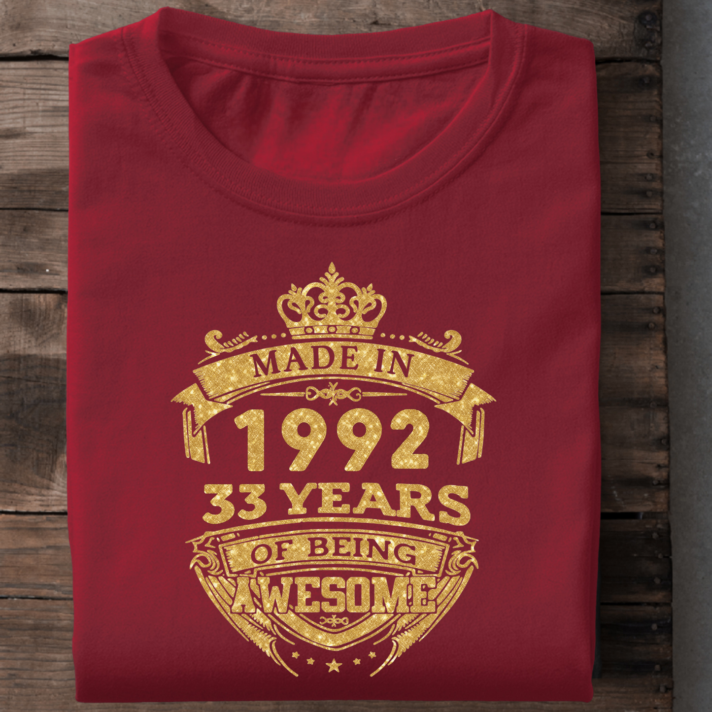 MADE IN 1992 33 YEARS OF BEING AWESOME PREMIUM QUALITY CLASSIC T-SHIRT