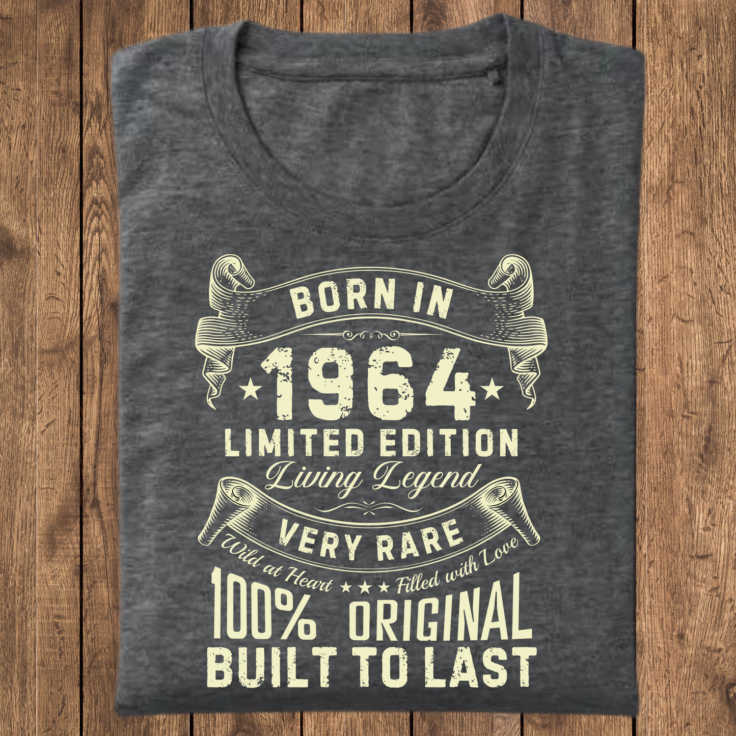 BORN IN 1964 LIVING LEGEND CLASSIC T-SHIRT
