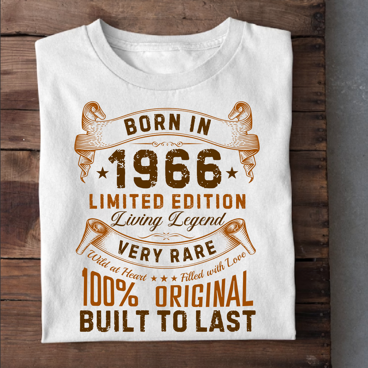 BORN IN 1966 LIVING LEGEND CLASSIC T-SHIRT
