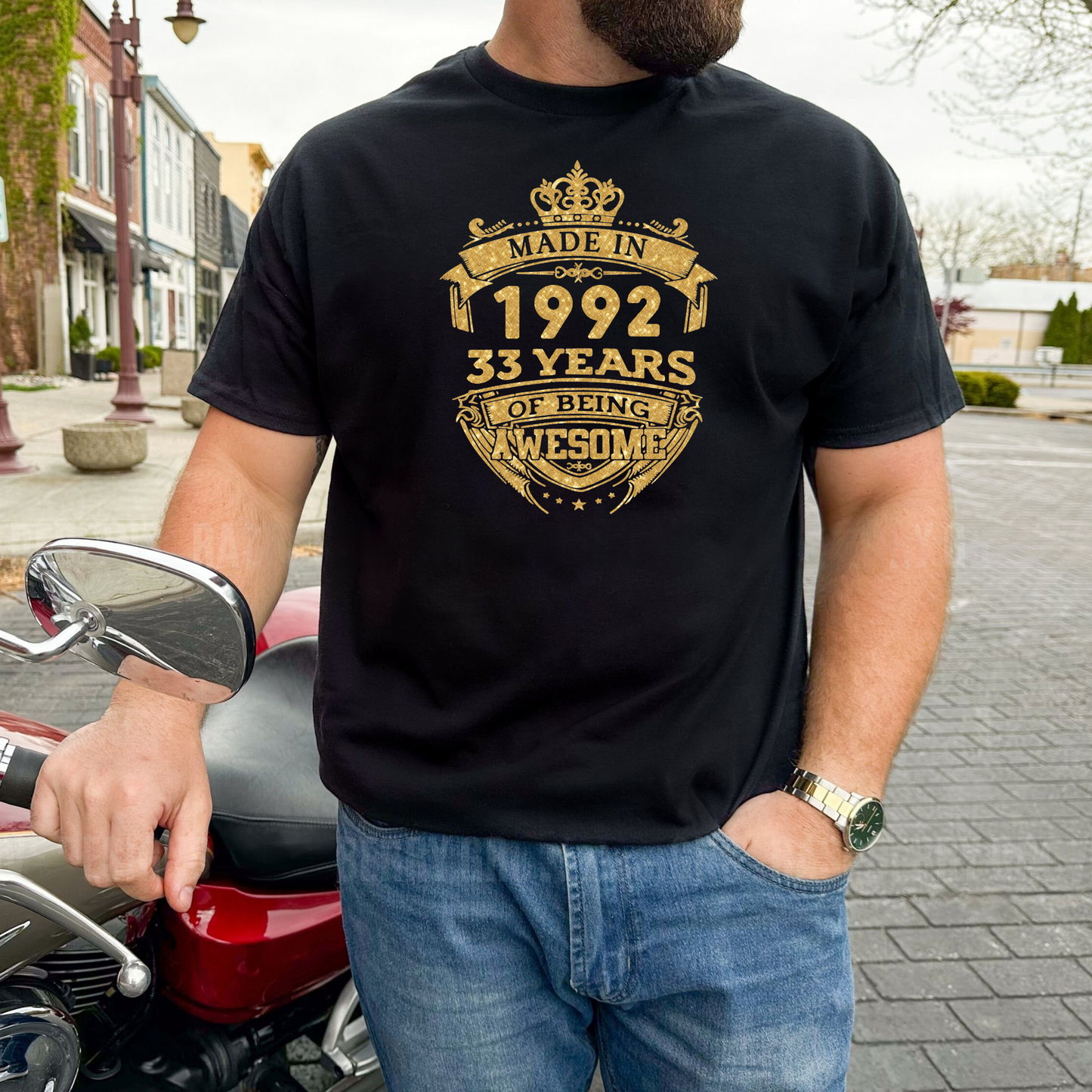 MADE IN 1992 33 YEARS OF BEING AWESOME PREMIUM QUALITY CLASSIC T-SHIRT