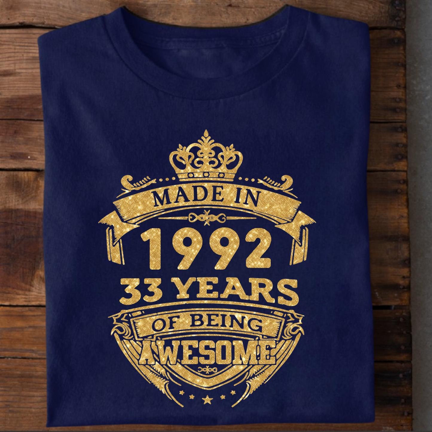 MADE IN 1992 33 YEARS OF BEING AWESOME PREMIUM QUALITY CLASSIC T-SHIRT