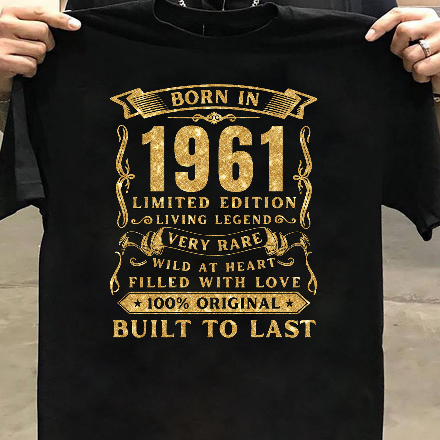 BORN IN 1961 PREMIUM QUALITY T-SHIRT