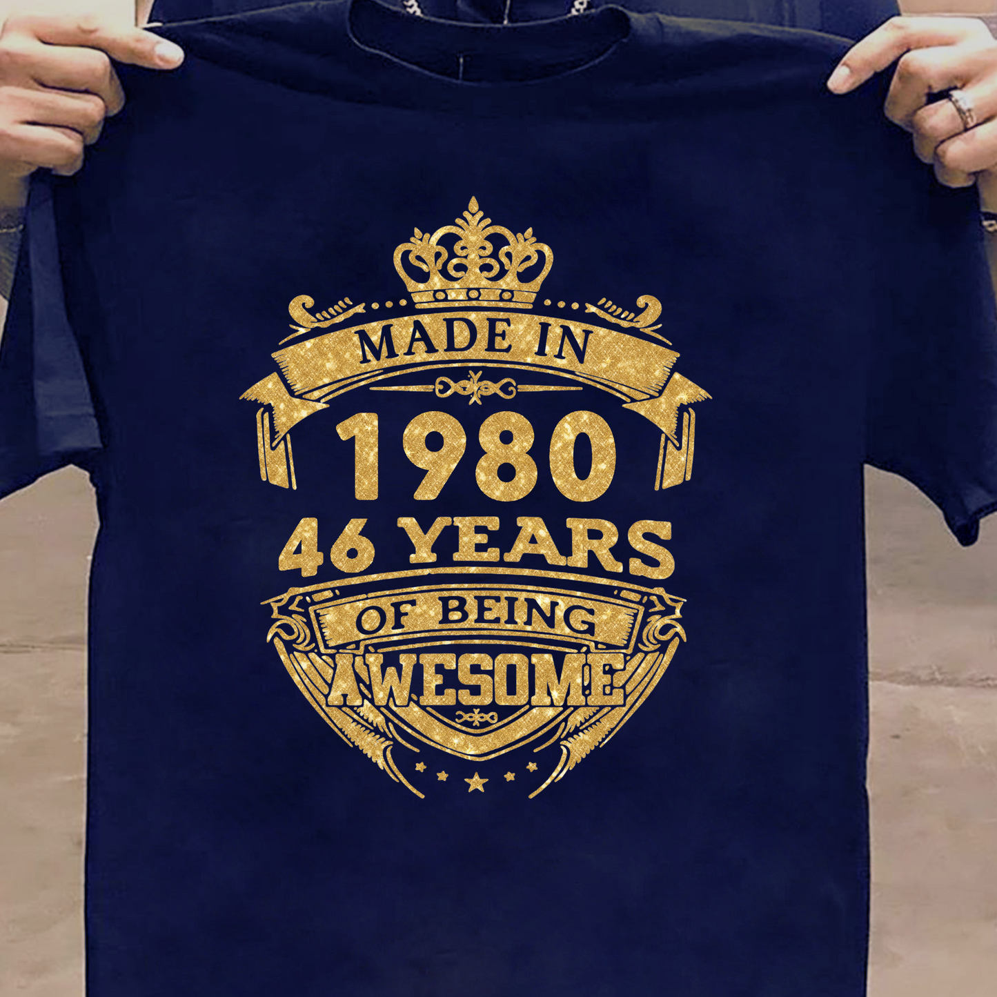 MADE IN 1980 46 YEARS OF BEING AWESOME PREMIUM CLASSIC T-SHIRT
