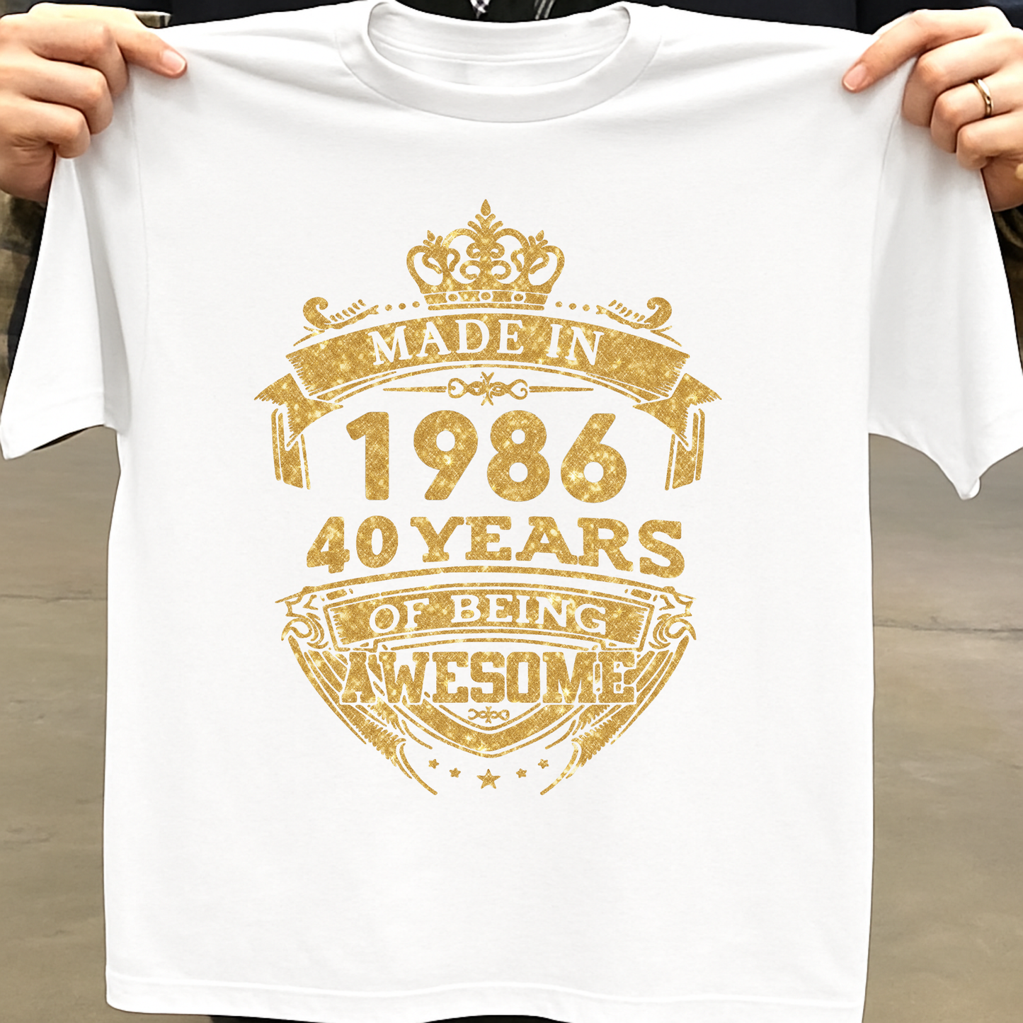 MADE IN 1986 40 YEARS OF BEING AWESOME PREMIUM CLASSIC T-SHIRT