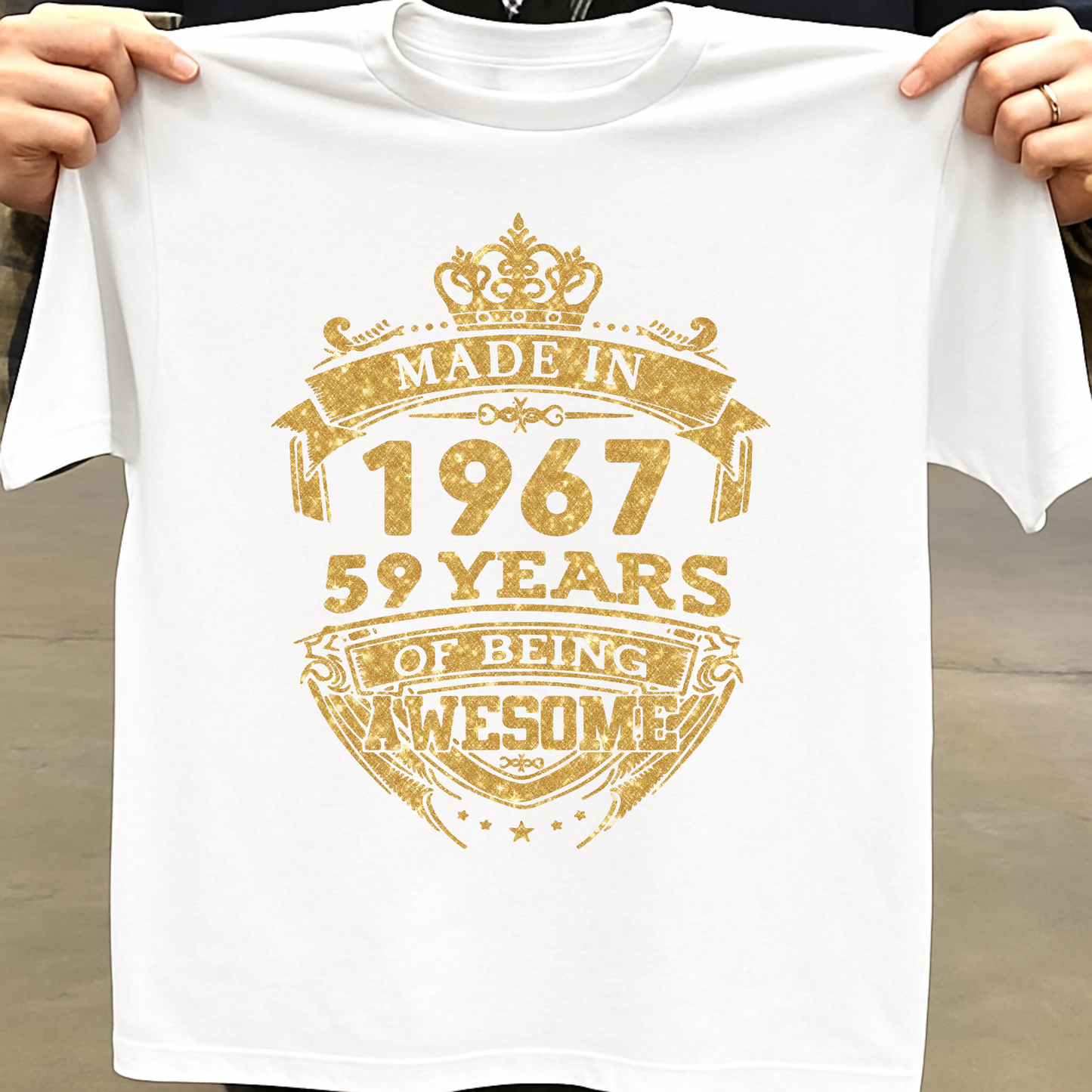 MADE IN 1967 59 YEARS OF BEING AWESOME PREMIUM CLASSIC T-SHIRT