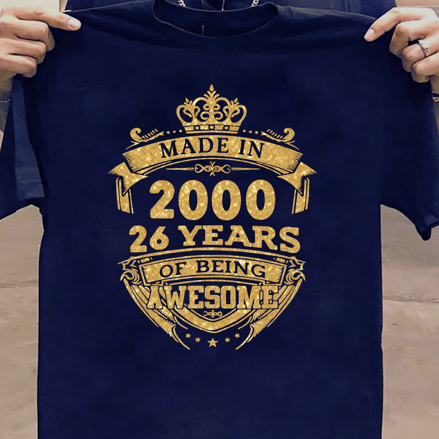 MADE IN 2000 26 YEARS OF BEING AWESOME PREMIUM CLASSIC T-SHIRT
