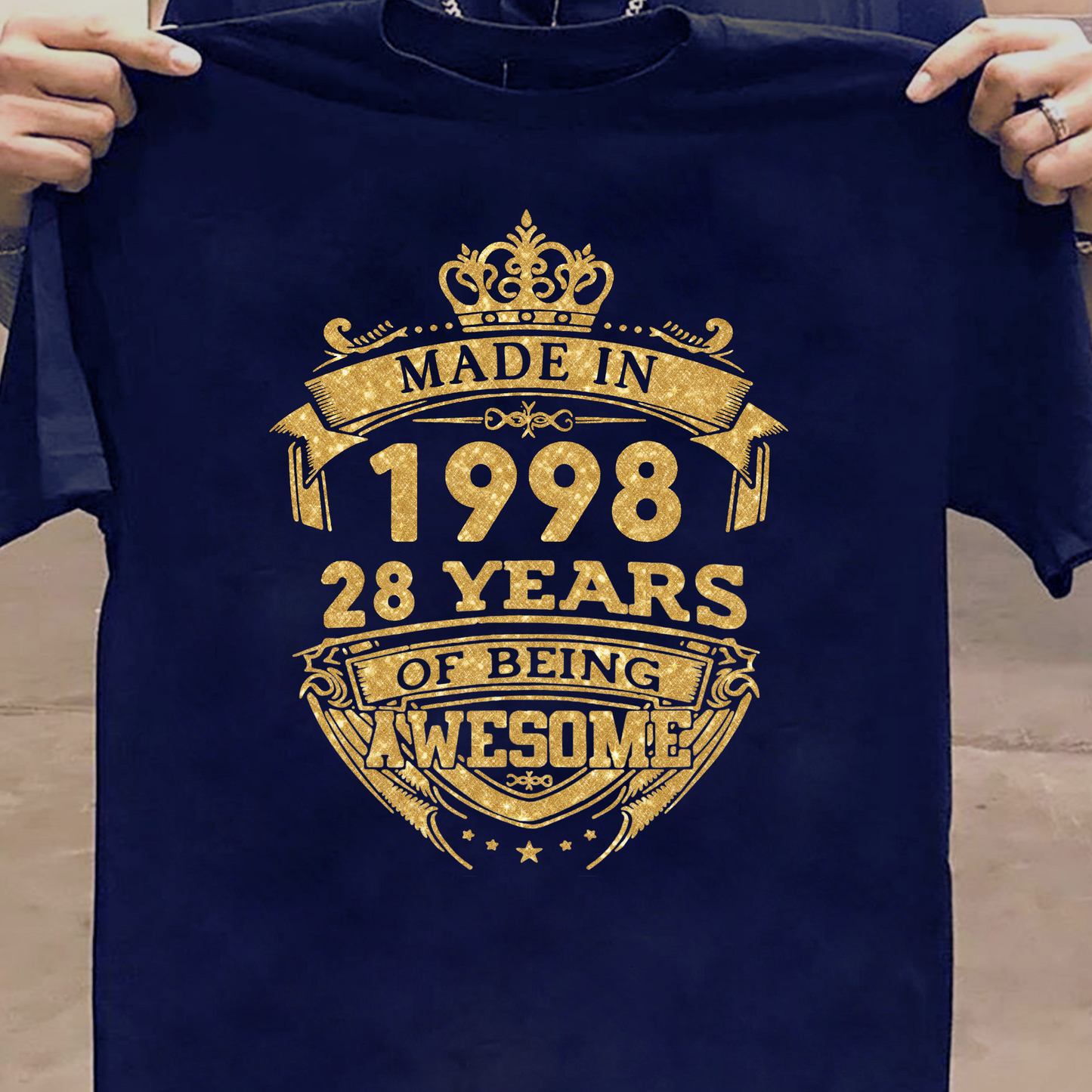 MADE IN 1998 28 YEARS OF BEING AWESOME PREMIUM CLASSIC T-SHIRT