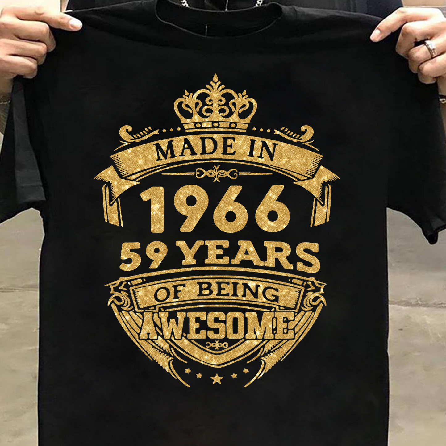 MADE IN 1966 59 YEARS OF BEING AWESOME PREMIUM QUALITY CLASSIC T-SHIRT