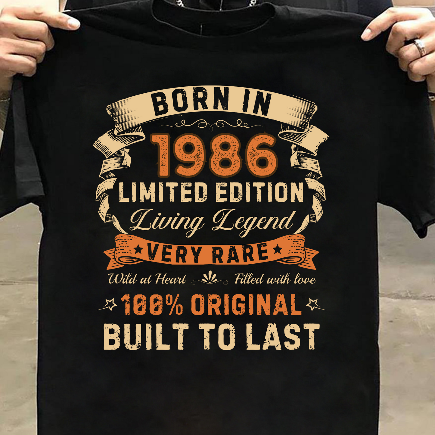 BORN IN 1986 LIMITED EDITION PREMIUM QUALITY T-SHIRT