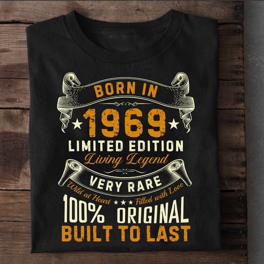 BORN IN 1969 LIVING LEGEND CLASSIC T-SHIRT