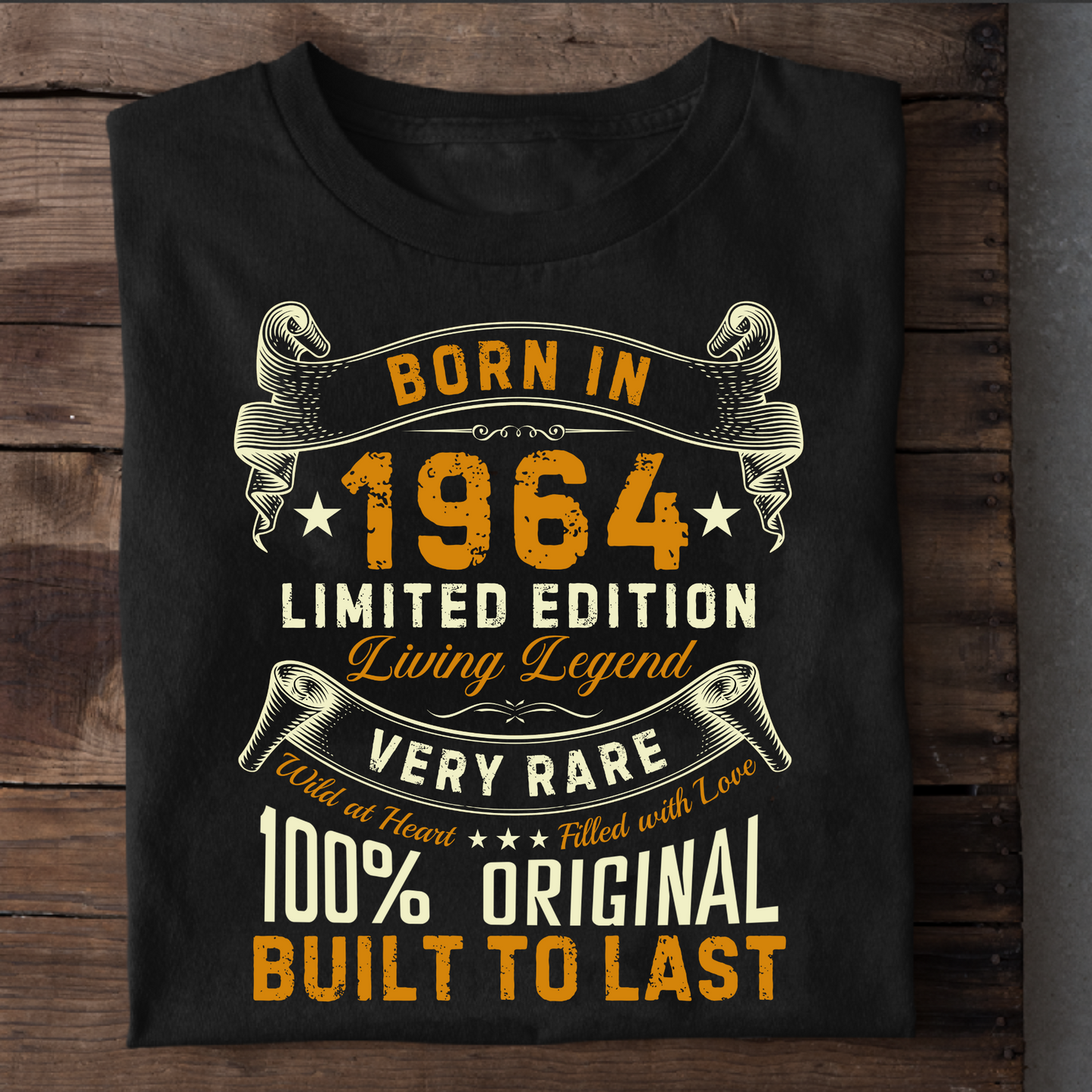 BORN IN 1964 LIVING LEGEND CLASSIC T-SHIRT