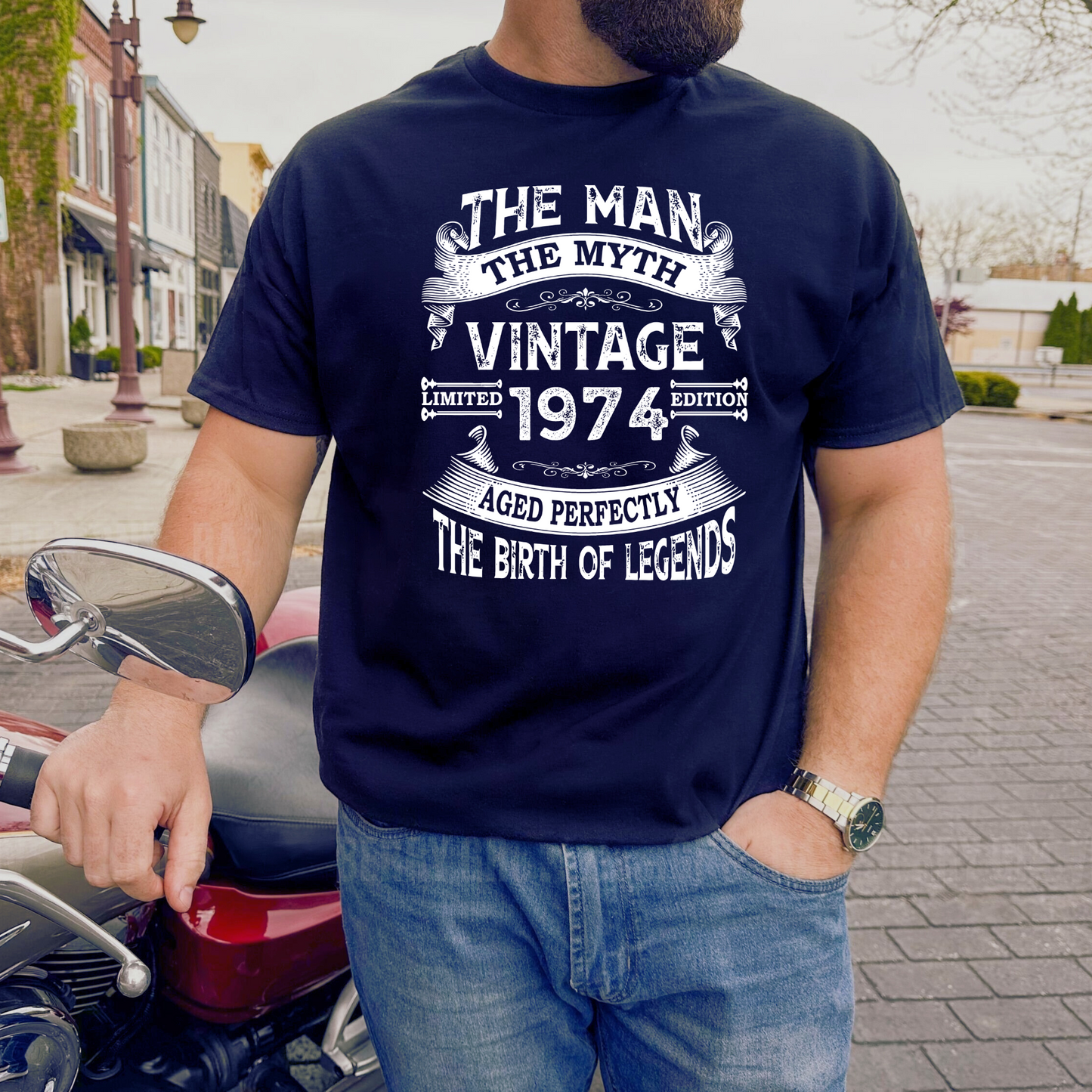 THE MAN THE MYTH VINTAGE 1974 CLASSIC T-SHIRT