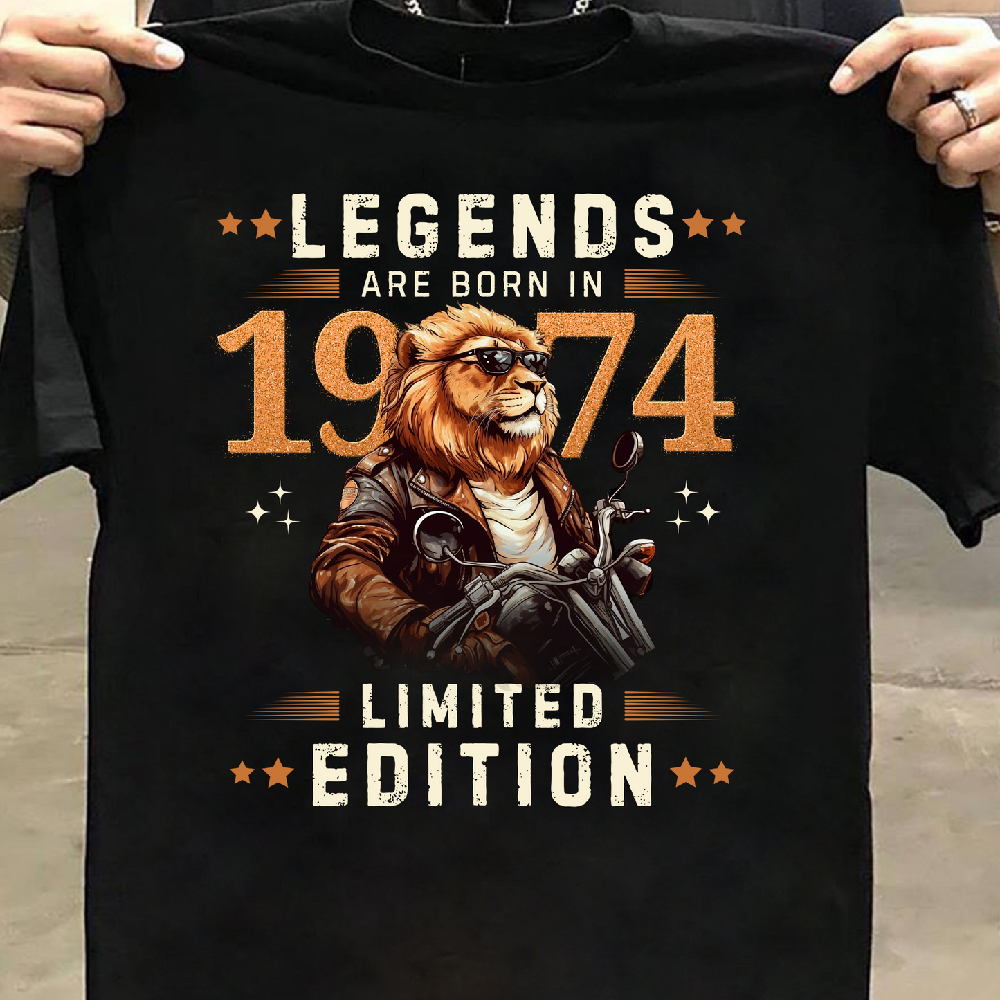 LEGENDS ARE BORN IN 1974 CLASSIC T-SHIRT