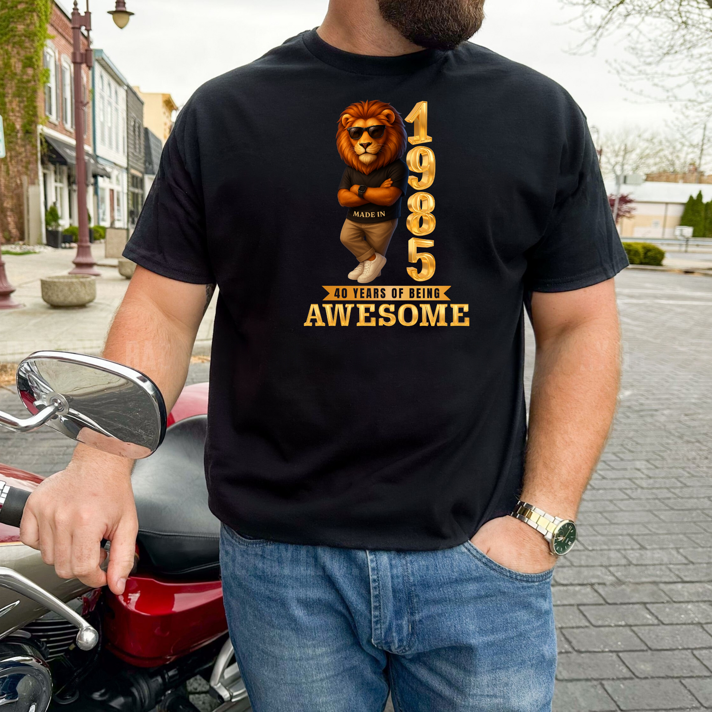 1985 40 YEARS OF BEING AWESOME CLASSIC T-SHIRT (LION FACE)