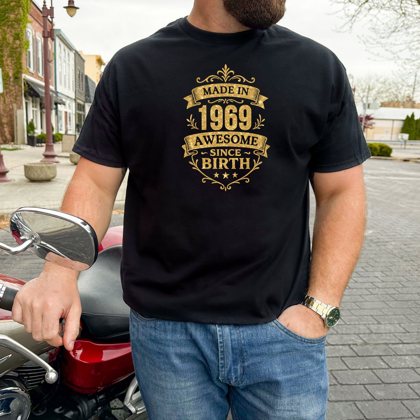 MADE IN 1969 AWESOME SINCE BIRTH PREMIUM QUALITY T-SHIRT