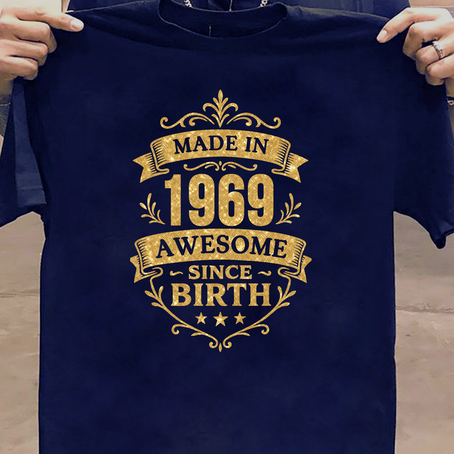 MADE IN 1969 AWESOME SINCE BIRTH PREMIUM QUALITY T-SHIRT