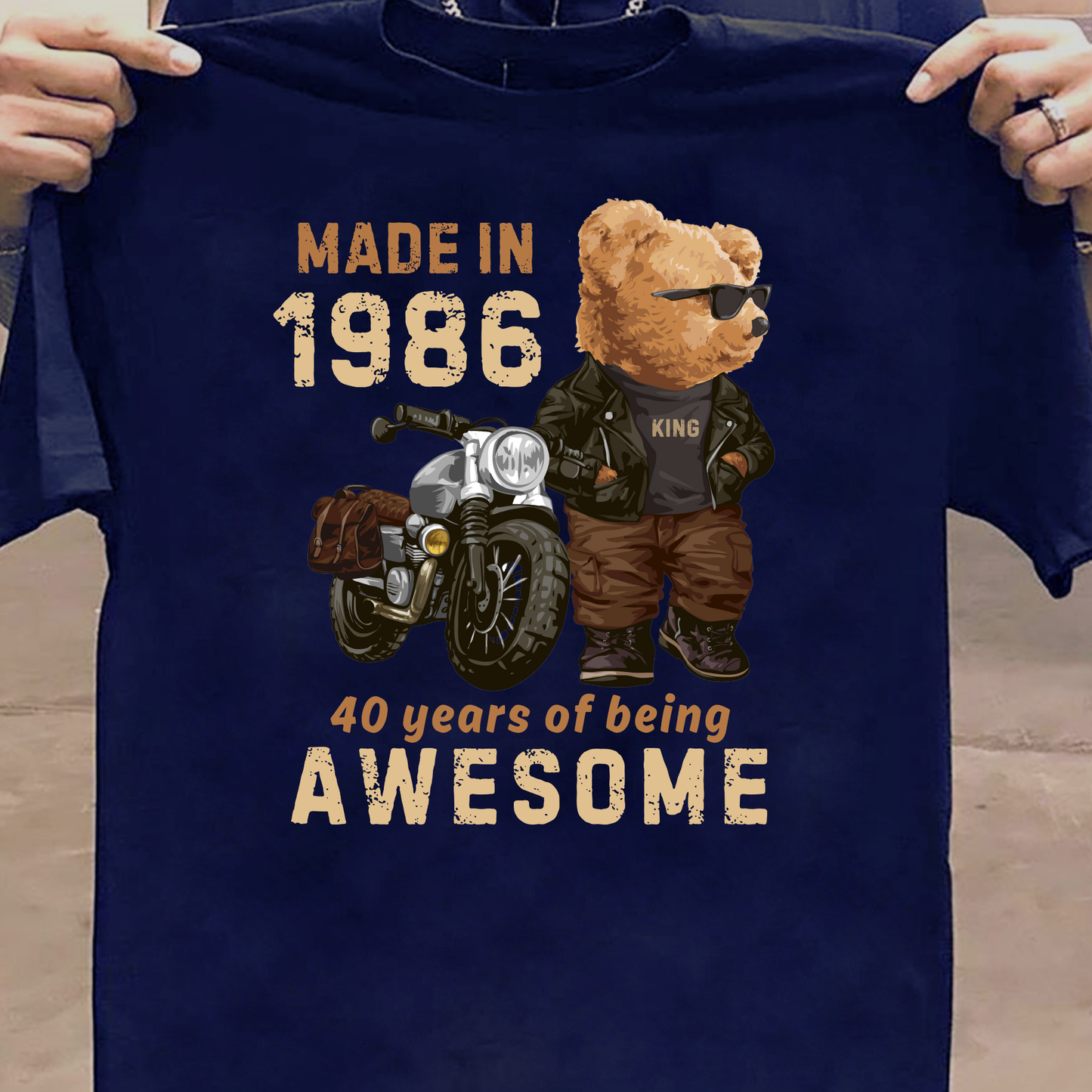 PANDA KING-MADE IN 1986 40 YEARS OF BEING AWESOME CLASSIC T-SIHRT