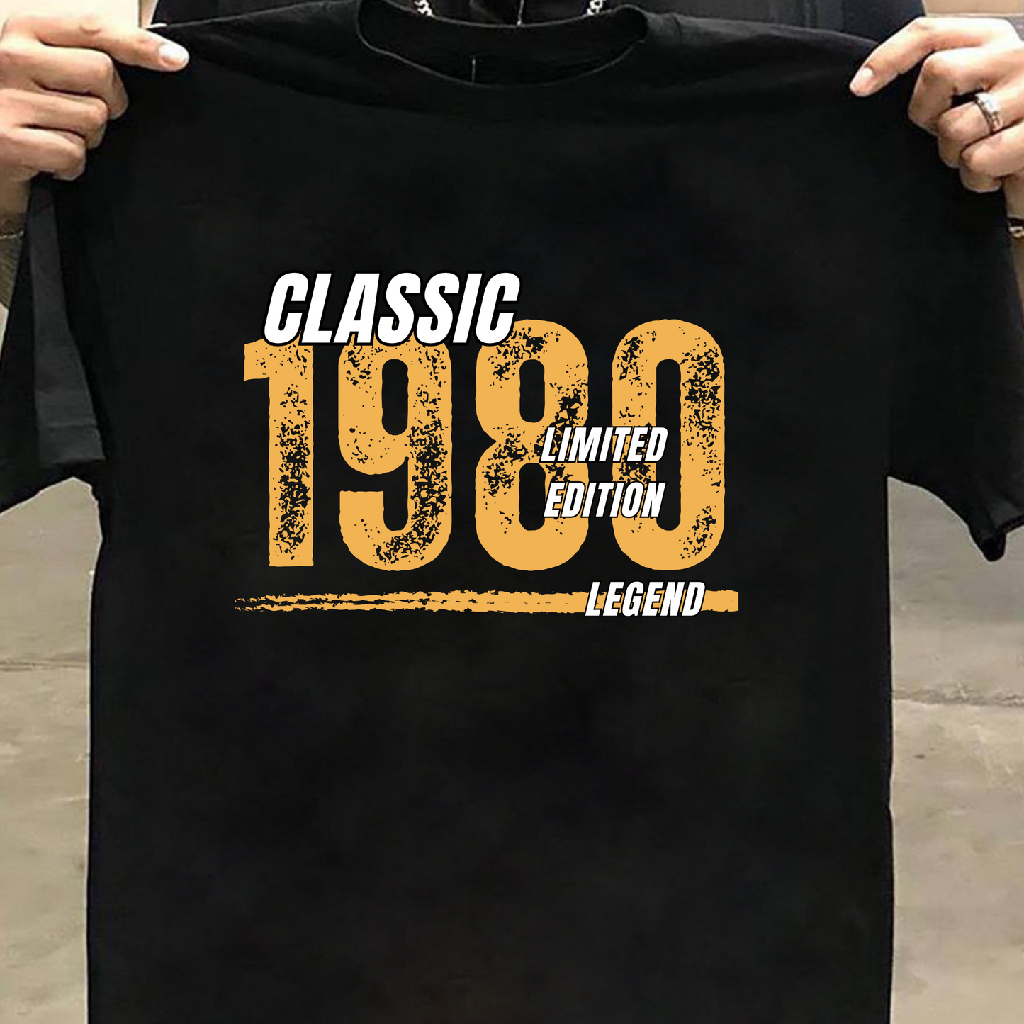 CLASSIC 1980 LIMITED EDITION LEGEND PREMIUM T-SHIRT